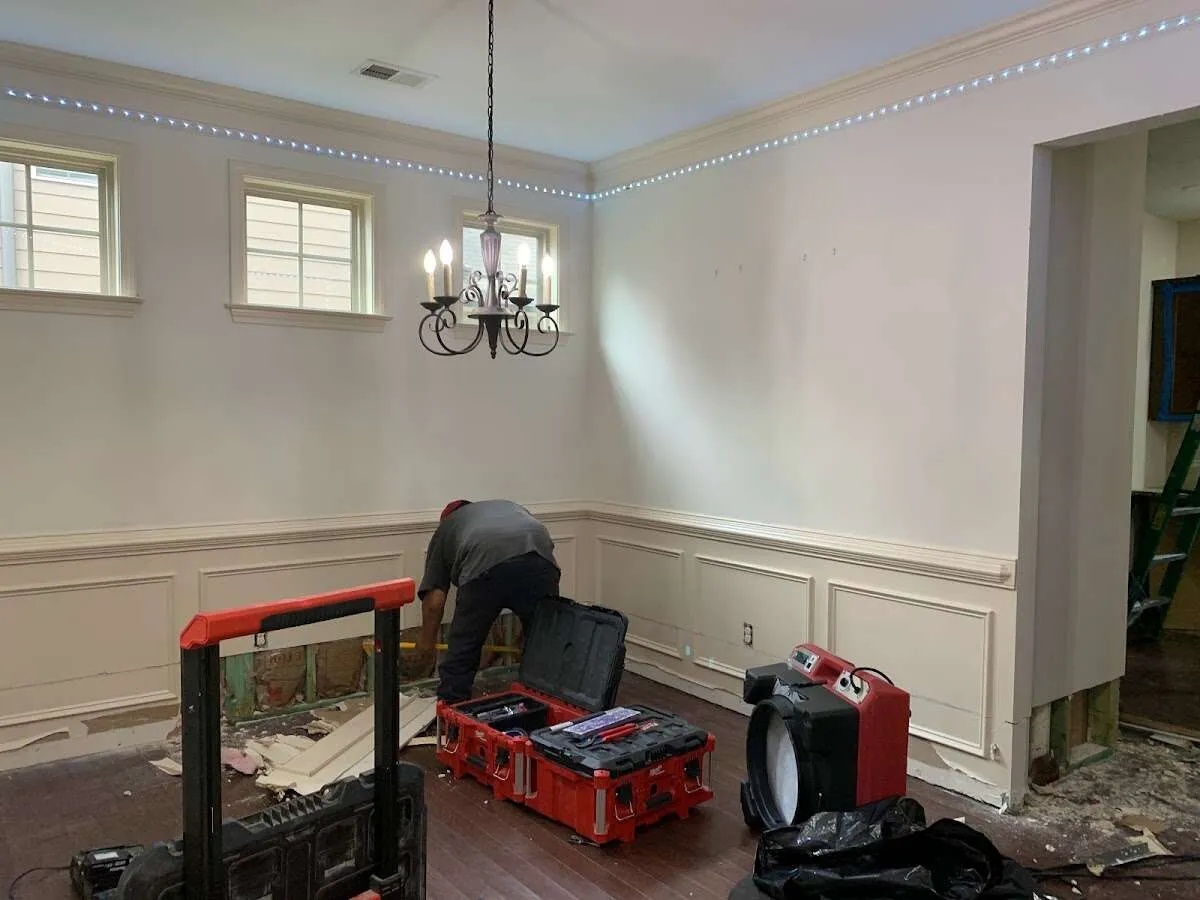 Restoration technician with professional equipment in Lewisboro